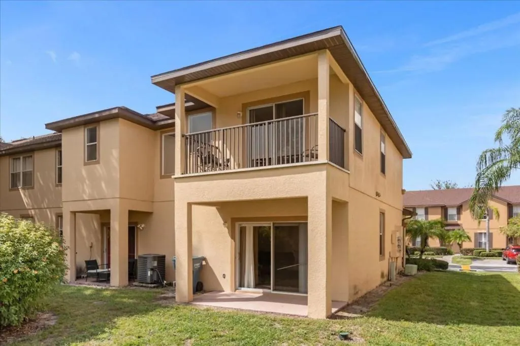4 Bedrooms- 3,5 Bathroom Regal Palms 340 Ma Davenport Feriehus
