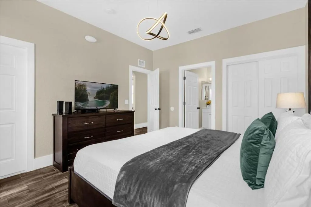 Feriehus 4 Bedrooms- 3,5 Bathroom Regal Palms 340 Ma Davenport